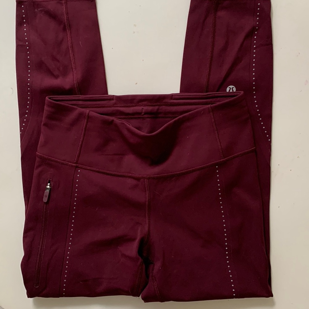 Lululemon leggings size 4 inseam 22.5”